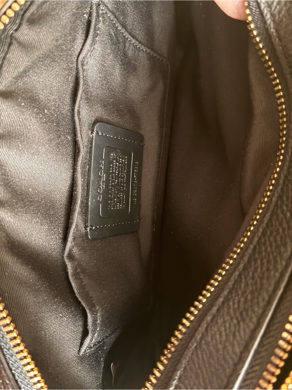 EUC- Coach F75818 Leather Crossbody- Black/Gold Strap - Picture 8 of 9